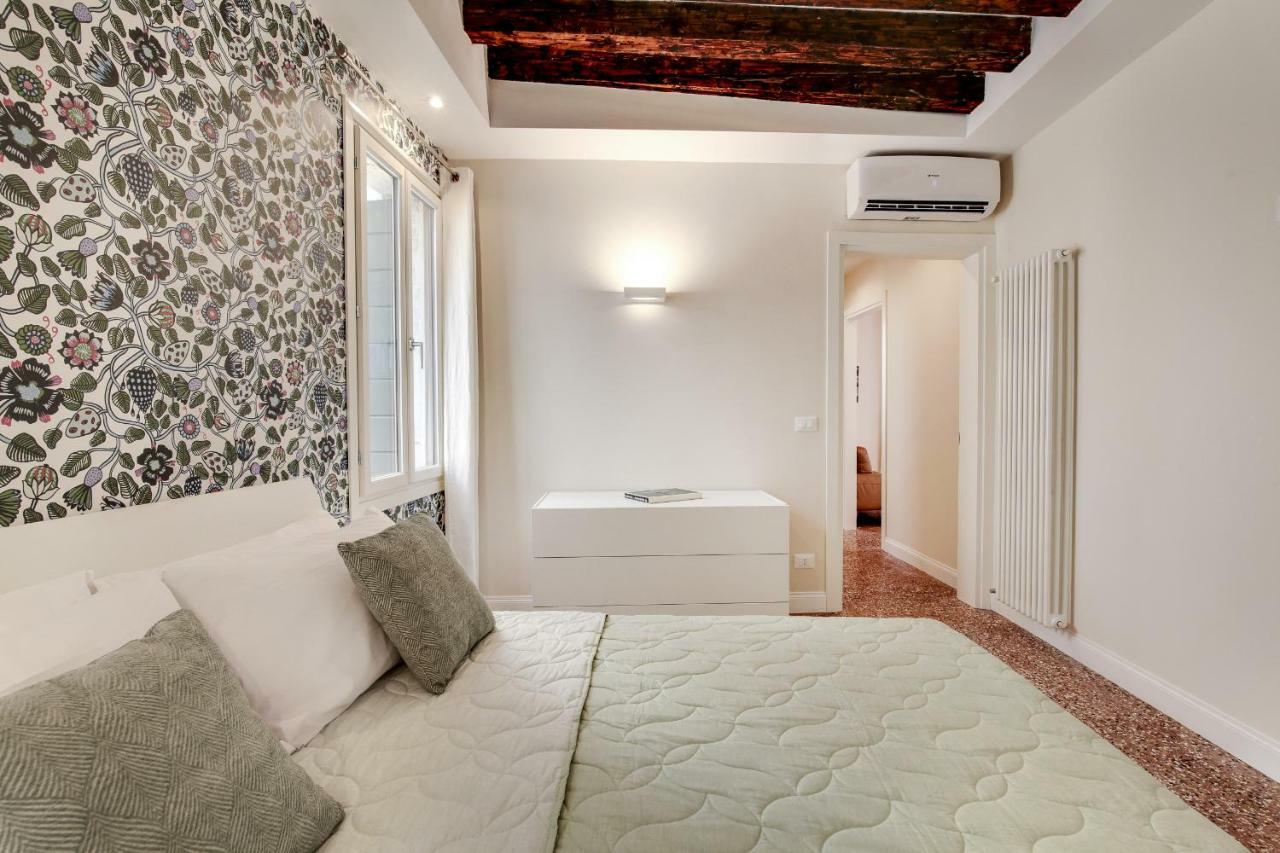 Rugabella Rialto Deluxe By Wonderful Italy Apartment Венеция Екстериор снимка